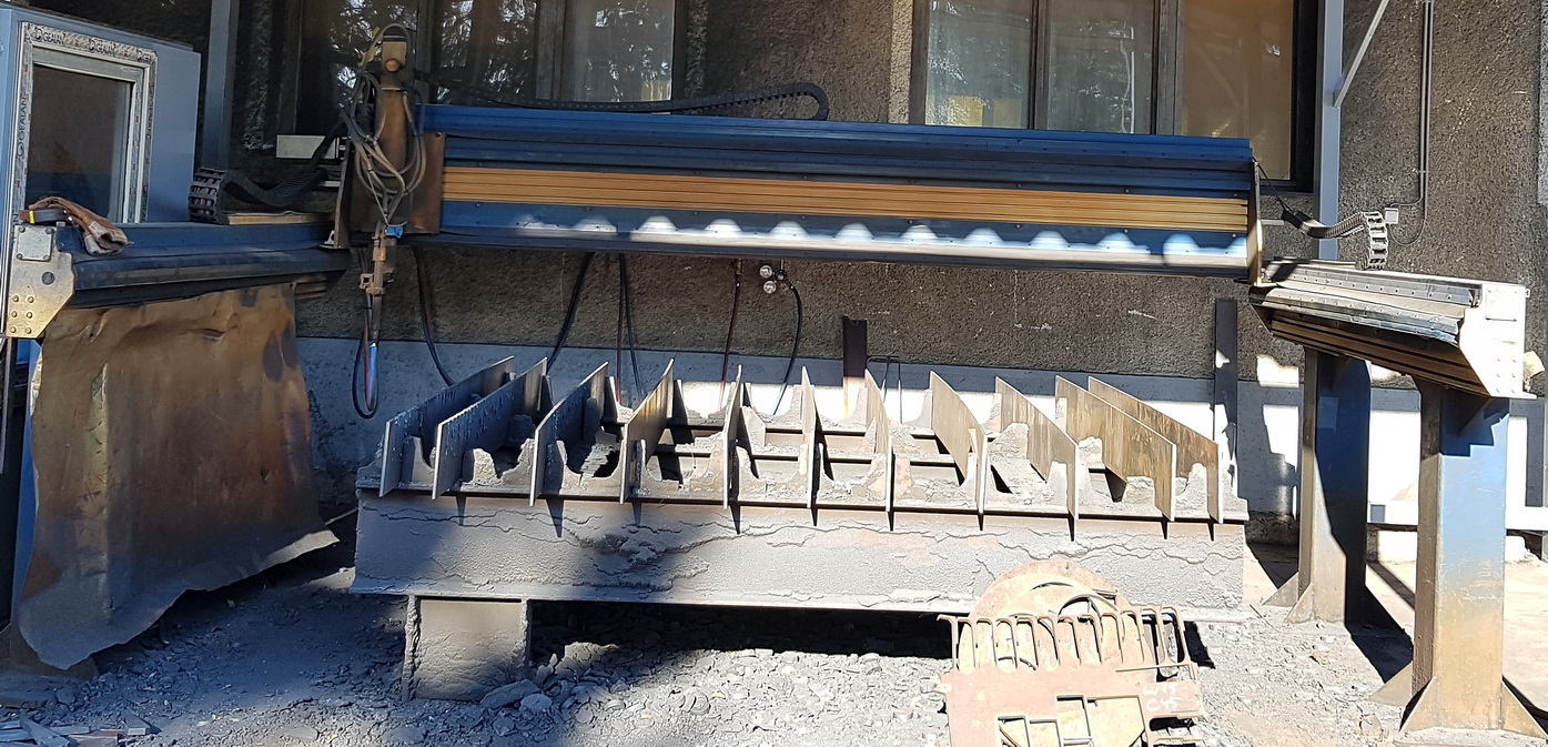 CNC gép referenciák 15 CNC Langvago